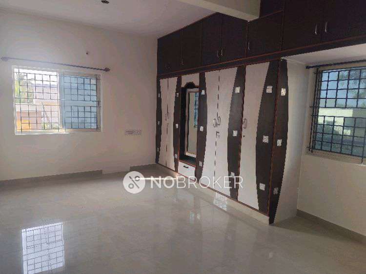 1 RK Flat In Chowdeswari Nilaya for Rent  In Shri Akkamahadevi Kalyana Mantapa