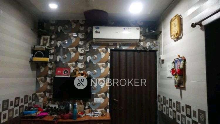 1 BHK Flat In Unique Plaza For Sale  In Byculla West