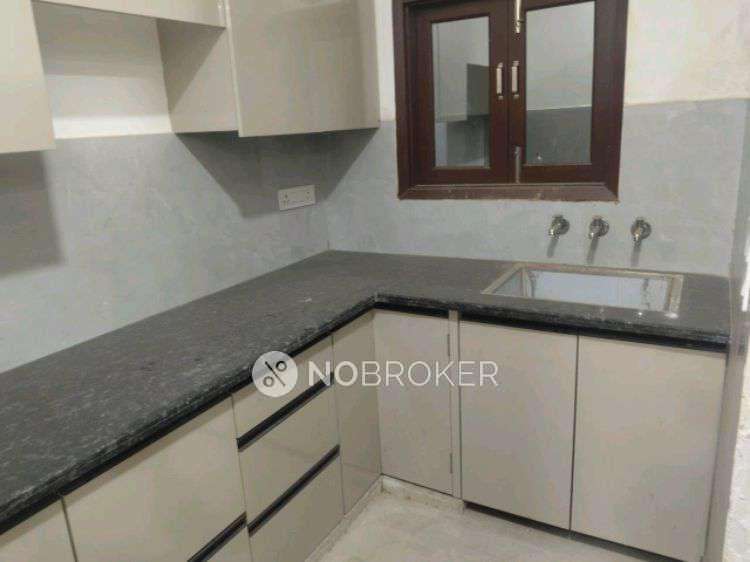 1 BHK Flat In Standalone Building  For Sale  In Shastri Nagar