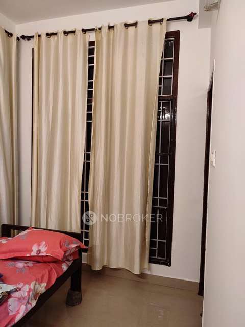 3 BHK Flat In Uthandi For Sale  In Injambakkam