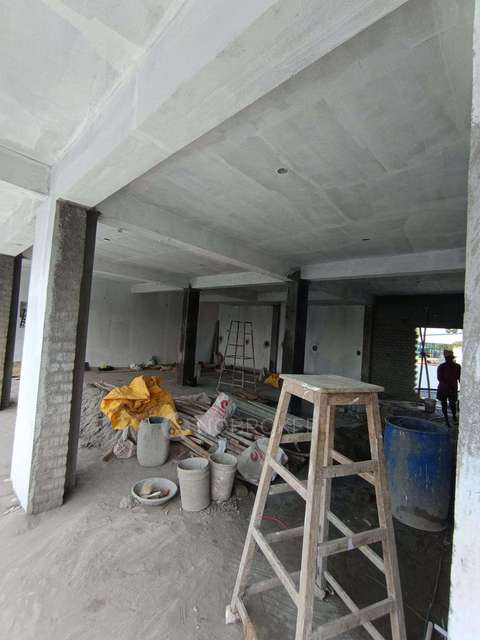 Showroom in Perumbakkam, Chennai for Rent 