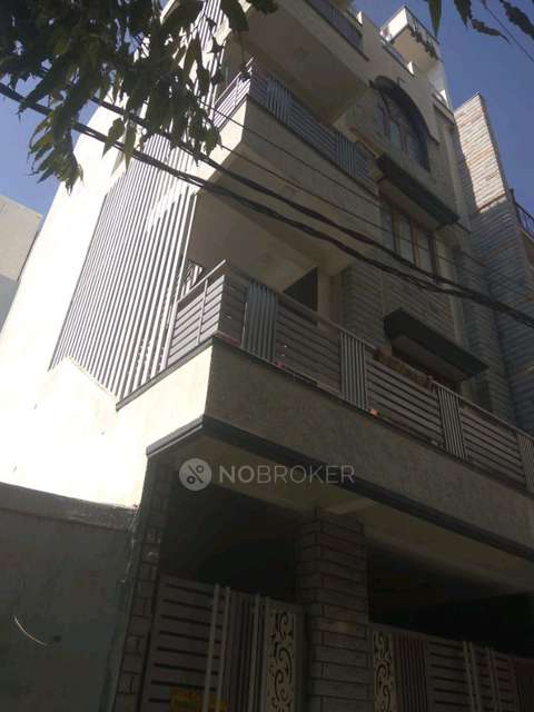 4+ BHK House For Sale  In 4th A Cross Road