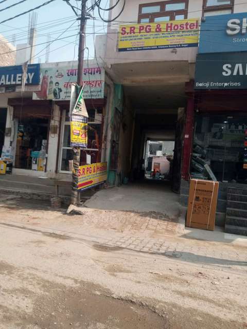 PG for Boys in Chipiyana Buzurg