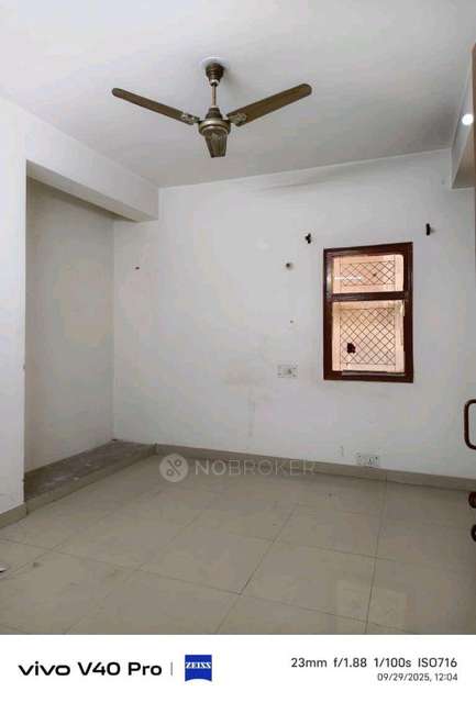4 BHK Flat In New Priyadarshini For Sale  In  Dwarka
