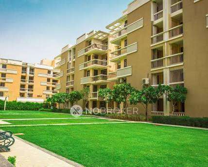 2 BHK Flat In Aasiyana Mansion for Rent  In Noida Extension Greater Noida West