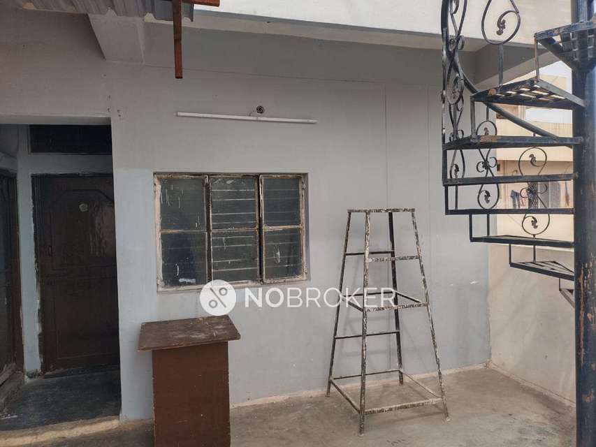 4+ BHK Flat In Stand Alone Building For Sale  In Humayun Nagar