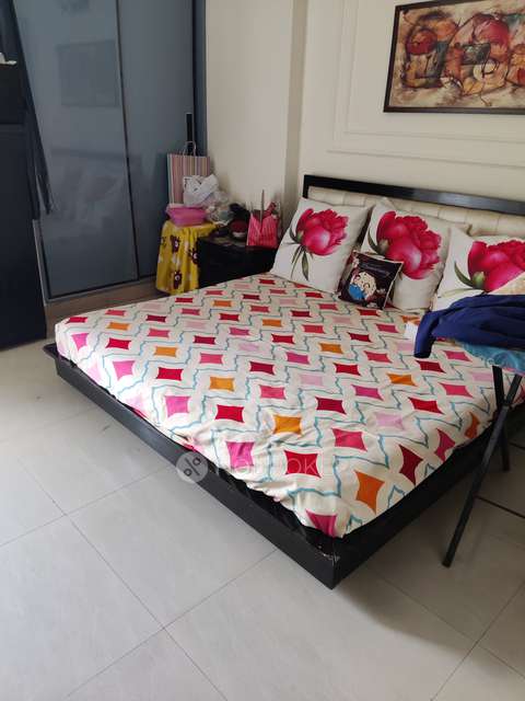 3 BHK Flat In Rishabh Platinum, Indirapuram, Indirapuram For Sale  In Indirapuram