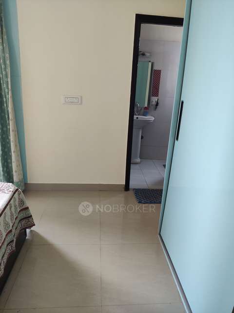 3 BHK Flat In Rishabh Platinum, Indirapuram, Indirapuram For Sale  In Indirapuram