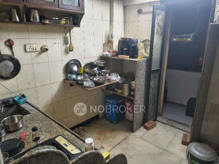 1 BHK Flat In Saikrupa Building  for Rent  In Santacruz East