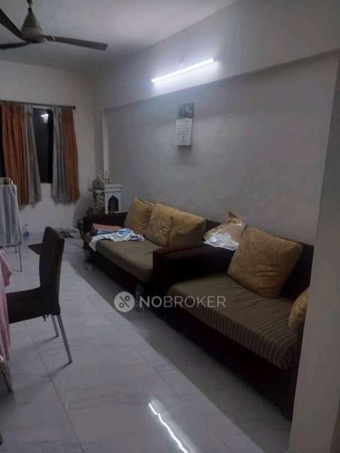 Single Room for Female In 3 BHK  In Tain Square In Wanwadi