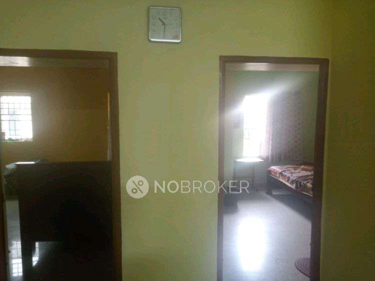 3 BHK Flat In Vigneswara Flats, Vadapalani for Rent  In 3648+v57, Alagiri Nagar, Vadapalani, Chennai, Tamil Nadu 600026, India