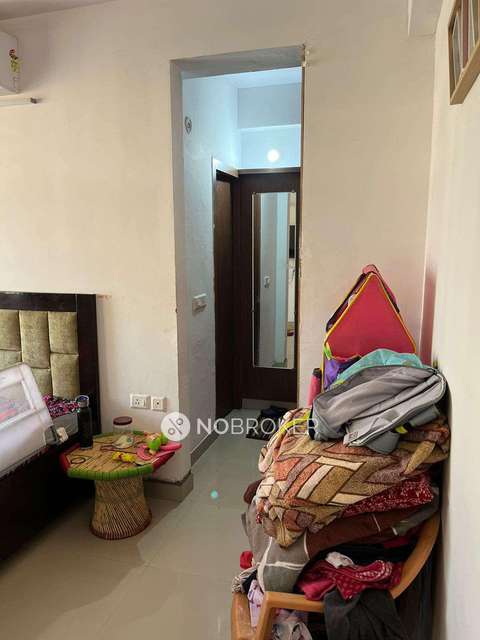 3 BHK Flat In Nirala Aspire For Sale  In Panchsheel Green