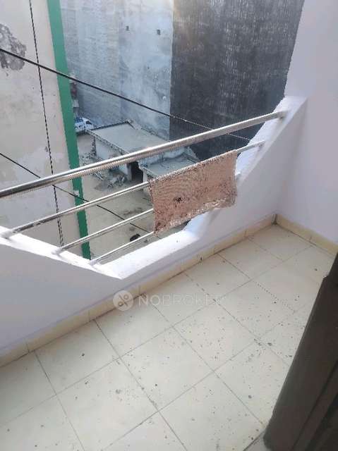 1 BHK Flat In Srs Apartments For Sale  In Sector 73