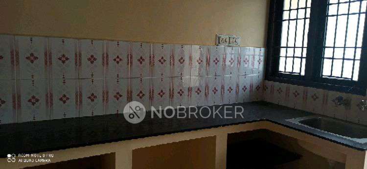 2 BHK Flat In Ruby Manor for Rent  In M.c Nagar 3rd Main Road