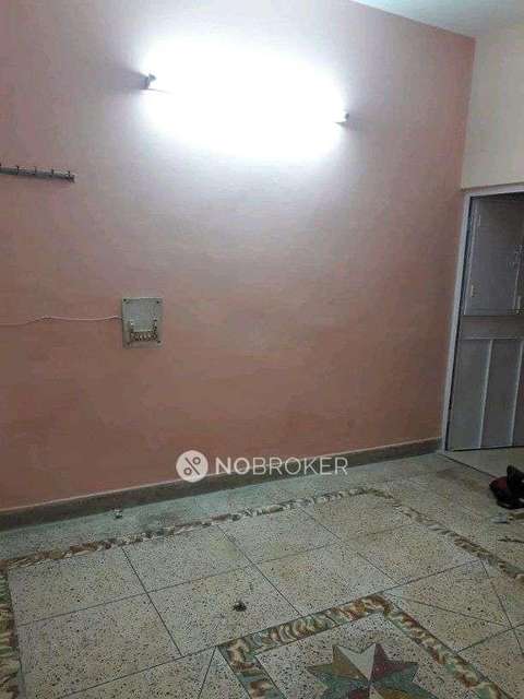 3 BHK Flat For Sale  In Janakpuri