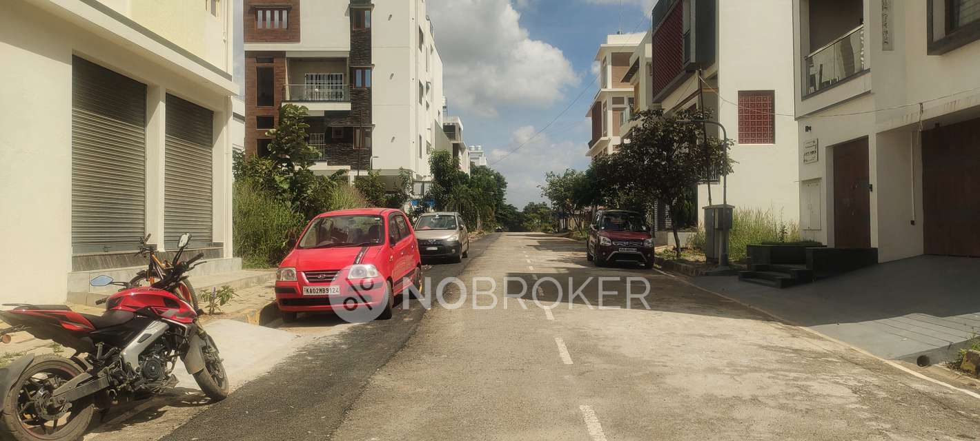 Plot For Sale  In Bluejay Atmosphere In Karihobanahalli