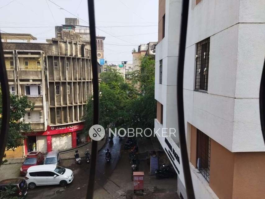 1 BHK Flat In Matoshri Apartment for Rent  In Rashtra Bhushan Chowk, Guruwar Peth, Pune, Maharashtra 411042, India