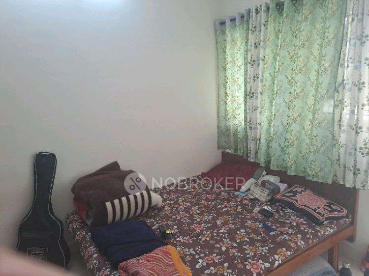 Single Room for Female In 2 BHK  In Pooja Sankul In Aundh