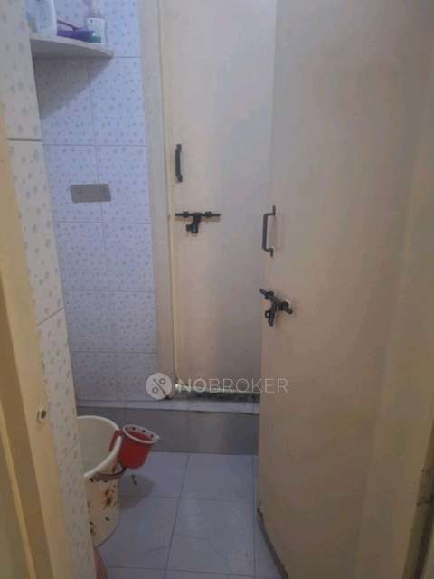 Single Room for Female In 2 BHK  In Pooja Sankul In Aundh