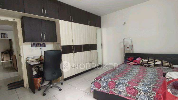 3 BHK Flat In Mahaveer Ranches for Rent  In Hosa Road