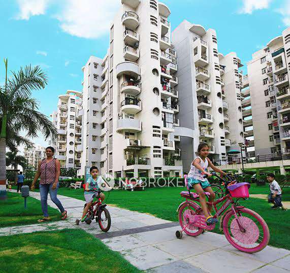 1 RK Flat In Omaxe Heights For Sale  In Sector 86