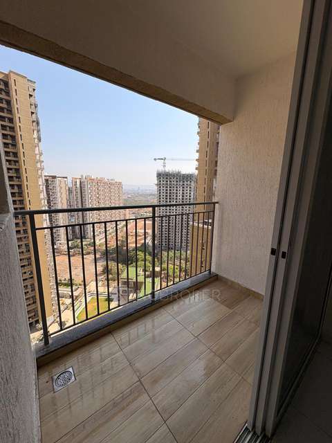 3 BHK Flat In Godrej Parkridge for Rent  In Manjri