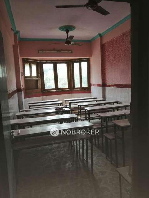 2 BHK Flat For Sale  In Borivali East 