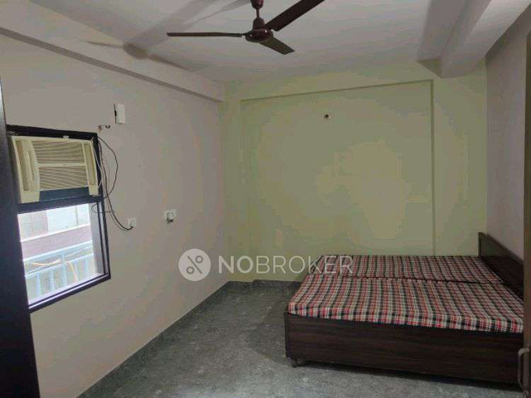 1 RK Flat In Yadav Appartment Sec 52 for Rent  In Mata Chowk Mandir
