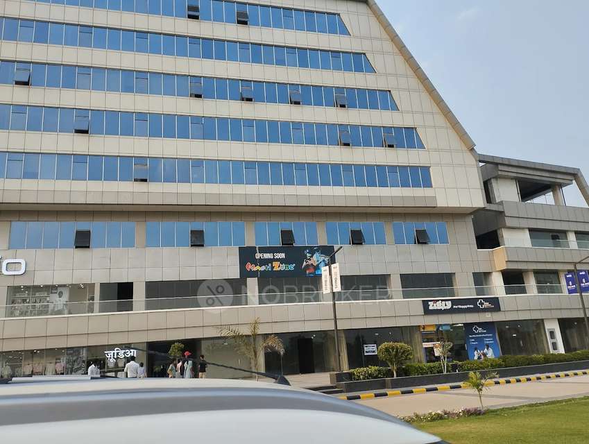 Shop in Sector 102, Gurgaon for sale 