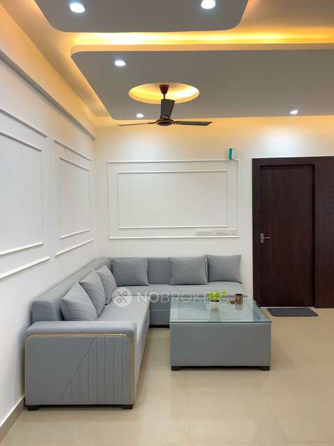 Single Room for Male In 2 BHK  In Suncity Avenue 76 In Suncity Avenue 76