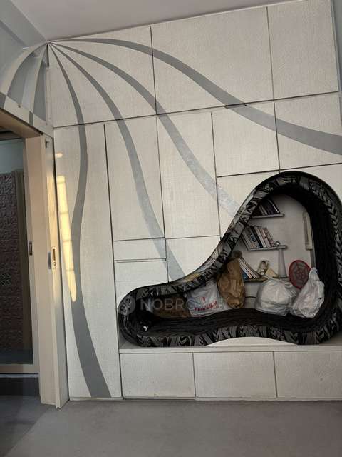 4 BHK Flat In Nilangi Chs, Dahisar West For Sale  In Majestic Restaurant