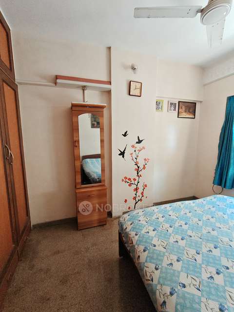 1 BHK Flat In Dheeraj Uphar Chs For Sale  In Malad East