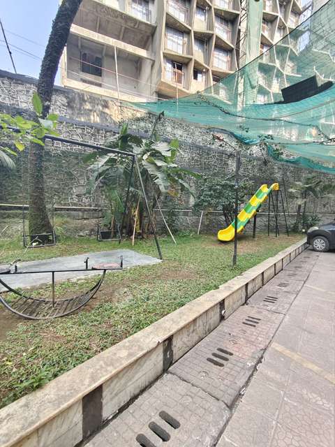 1 BHK Flat In Dheeraj Uphar Chs For Sale  In Malad East