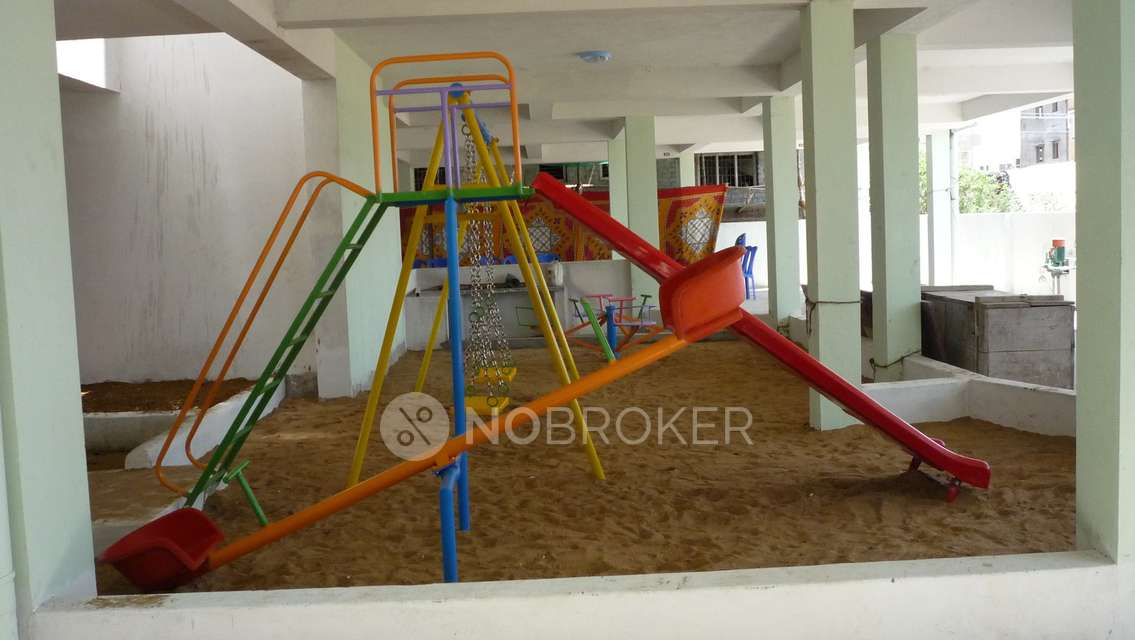 2 BHK Flat In Skyline Tiara Apartment, Medavakkam For Sale  In Medavakkam