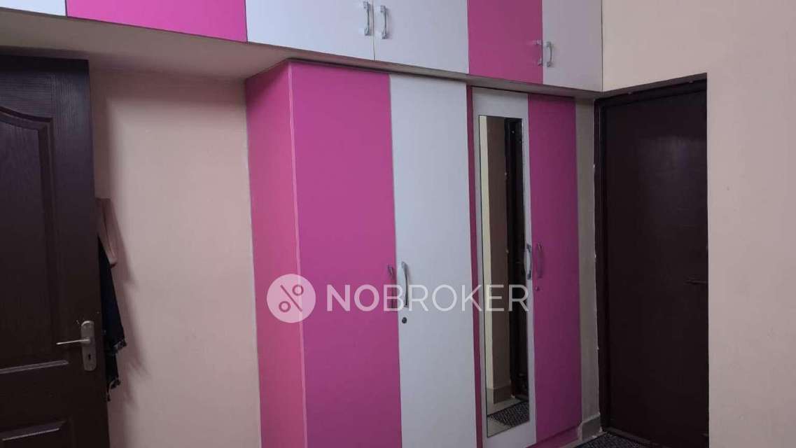 2 BHK Flat For Sale  In Sholinganallur