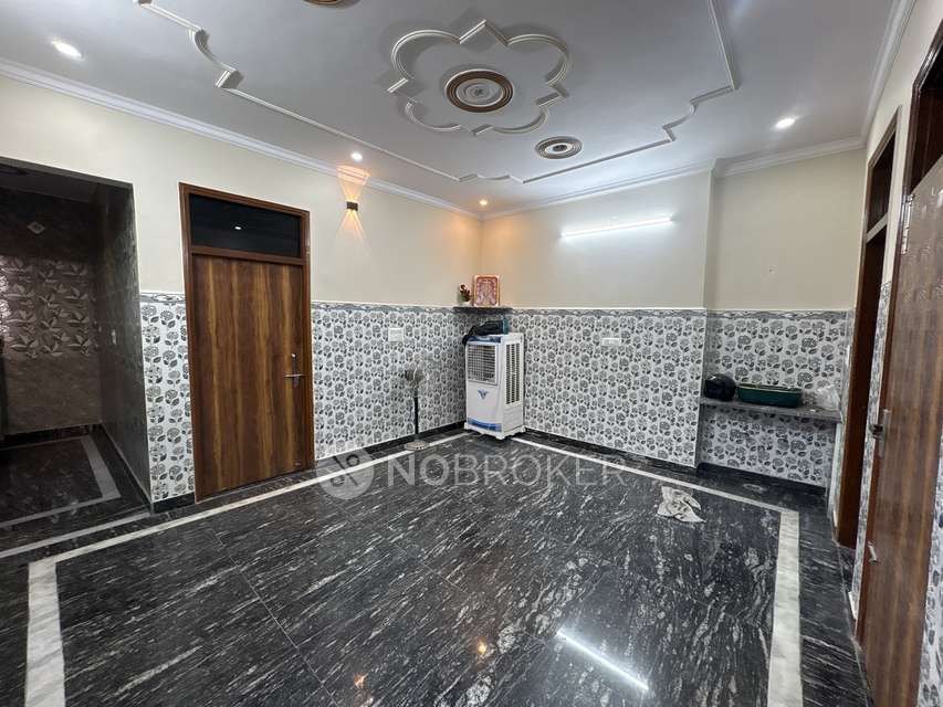 1 BHK Flat In Sb for Rent  In Rohini
