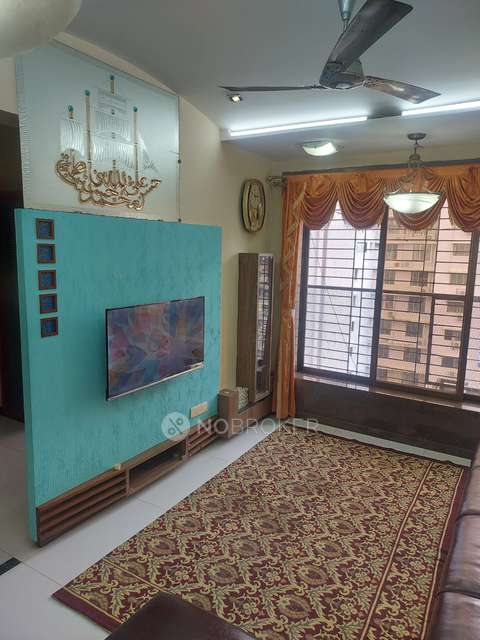 2 BHK Flat In Mustafa Manzil, Kamathipura For Sale  In Kamathipura