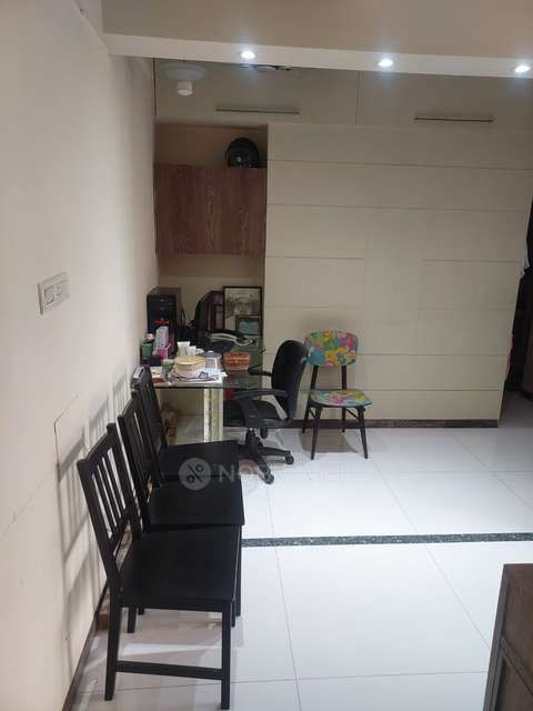 2 BHK Flat In Mustafa Manzil, Kamathipura For Sale  In Kamathipura