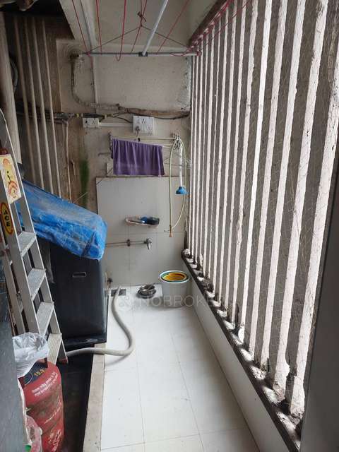 2 BHK Flat In Mustafa Manzil, Kamathipura For Sale  In Kamathipura