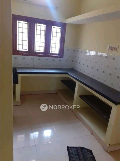 2 BHK Flat In Monisha For Sale  In Chitlapakkam