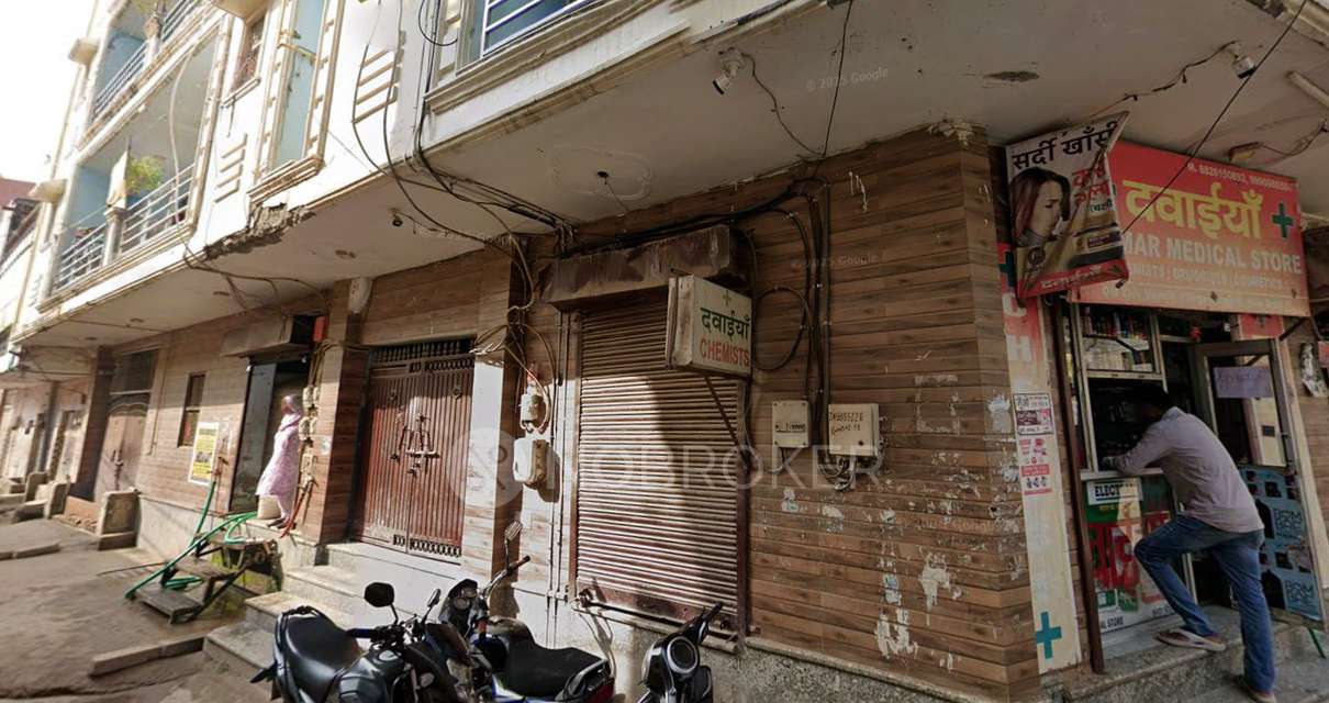 Shop in Rangpuri, Delhi for Rent 