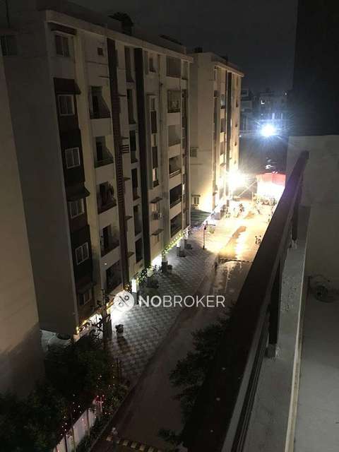 1 BHK Flat In  Sr Signature for Rent  In Madhapur