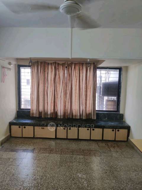 1 BHK Flat In Pratap Nagar Co-operartive Housing Society,daftary Road,malad East for Rent  In Malad East