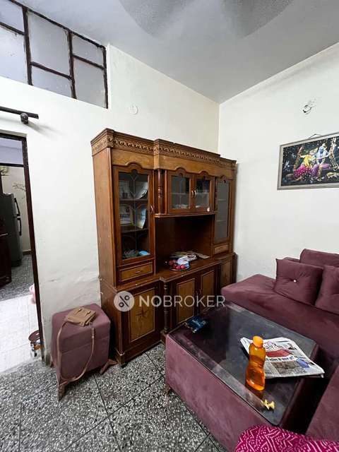 3 BHK House for Rent  In Laxmi Nagar