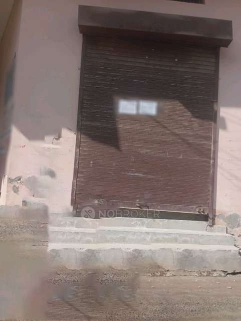 Shop in Rangpuri, Delhi for Rent 