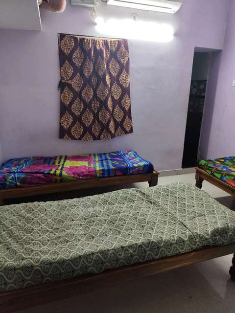 PG for Boys in Gandhi Road