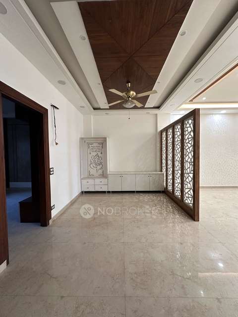 4 BHK House for Rent  In 725, 3, Shakti Khand