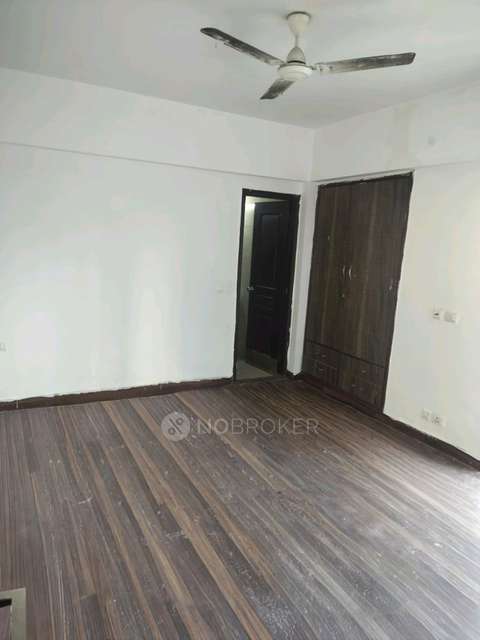 3 BHK Flat In Sethi Max Royal for Rent  In Sector 76