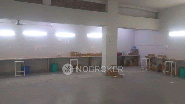 Godown/Warehouse in Sector 4, Sector 4, Noida, Noida for Rent 