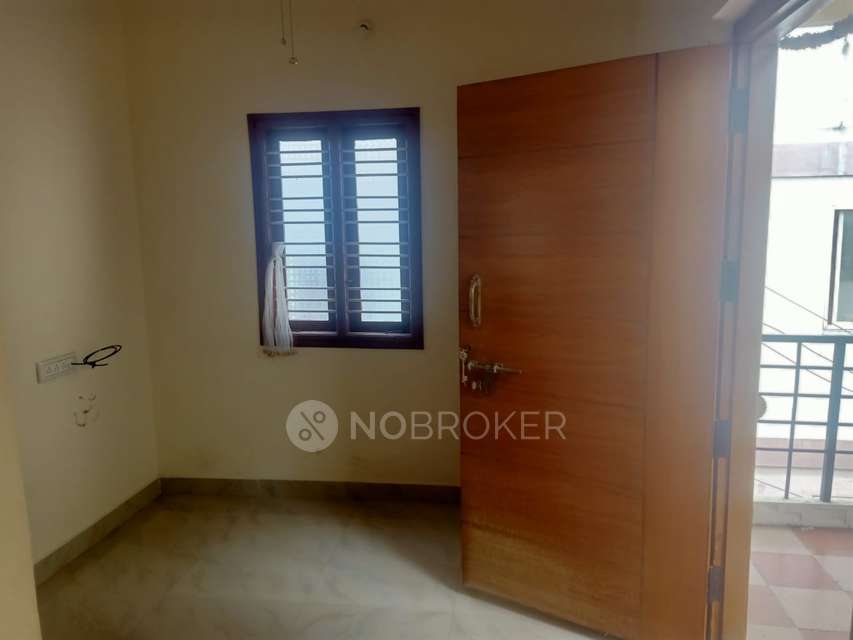 1 BHK House for Rent  In Sri Balaji Ladies Pg In Koramangala
